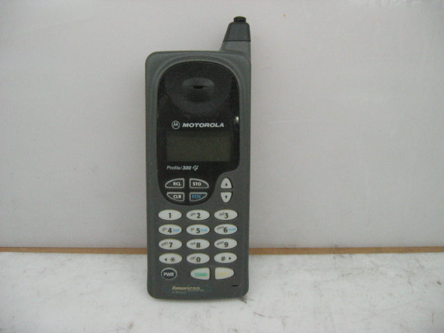 Vintgage 90s 1990s Motorola 34979WNKEA Americam Wireless Cellular