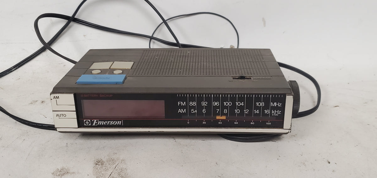Vintage Emerson RED5510A Digital AM/FM Alarm Clock Radio 