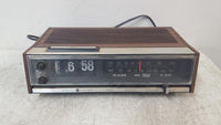 Vintage GE General Electric Alarm Clock AM/FM Radio