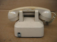 ITT/Cortelco 2500-20F-MBA-44H Beige Tabletop Telephone