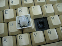 Vintage Keytronic 03435 Keyboard PC/AT VT Switch FCC ID:CIG8AVE03435
