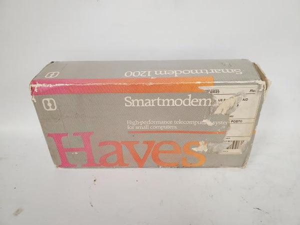 Vintagte Hayes Smartmodem 1200 Box Only + Manual Halt & Catch Fire Prop HACF