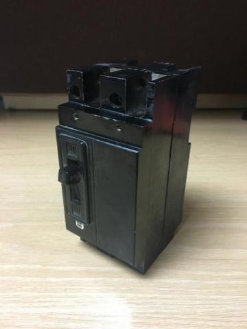 General Electric TE22020 Circuit Breaker
