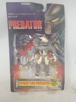 Vintage Kenner Spiked Tail Predator Throws Destruction Disks! Action Figure 1996