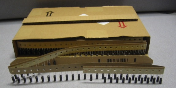 Lot Of 2000 Capacitors/47UF 10V 20% 105C Radial SAT185731-B-A