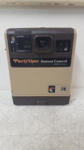 Vintage Kodak Partytime Instant Kodamatic Camera