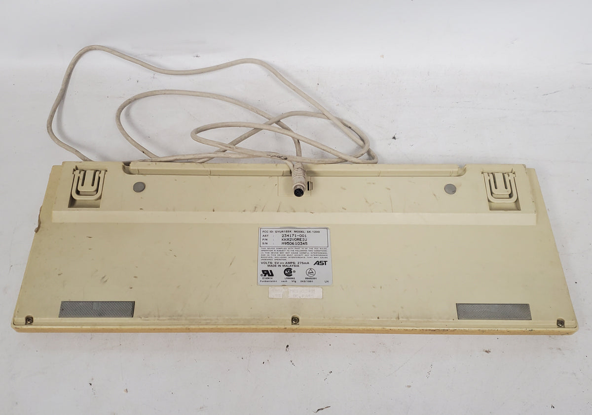 Vintage AST KKA2VOREIU Computer Keyboard HACF Halt & Catch Fire Prop ...