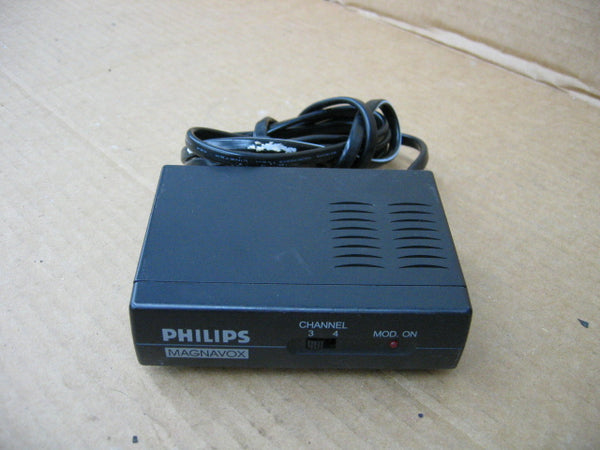 Philips Magnavox PM61138 RF Modulator COAX RCA