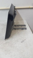 Samsung LN19B650T6D 19" LCD TV Television Monitor w/ Wall Rack Mount