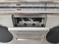 ION iSP112B Retro Style Portable Deluxe Boombox USB SD AM/FM Radio Cassette