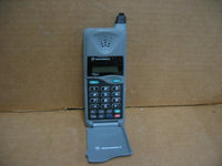 Motorola 76411NADBA Piper Cell Phone