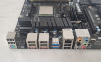 Gigabyte GA-990FXA-UD3 R3 AMD 2.8GHz Computer Motherboard