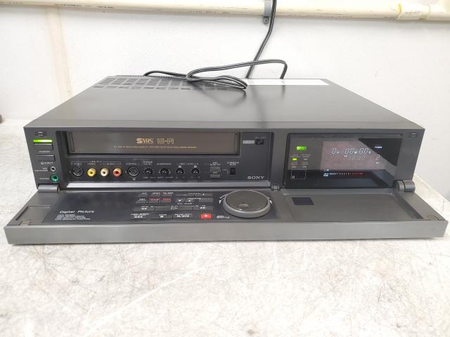 Sony SLV-R5UC Model S-VHS VCR Videocassette Recorder VHS Player No Rem ...