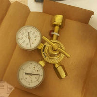 NEW Harris Regulator 301-CD60-320 SI Compressed Gas Regulator